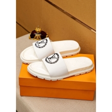 Louis Vuitton Slippers